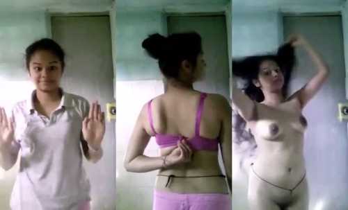 Super cute telugu ladki showing curvy body